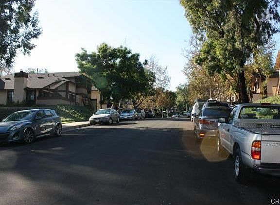 2nd image of 21725 Laurelrim Dr Unit A