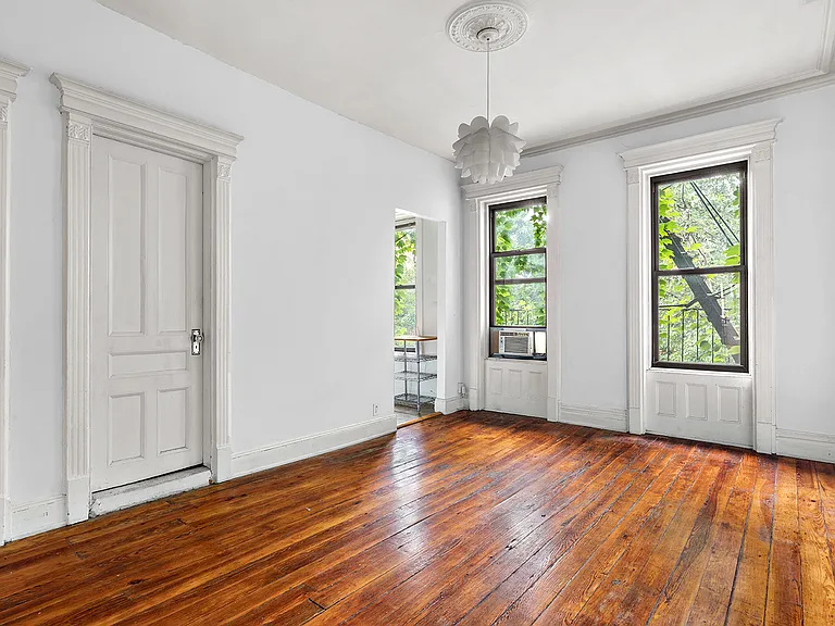 145 Halsey St #3 — Photo 9