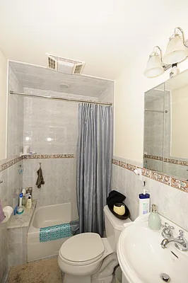Rented by Urban Spaces Realty Group | media 17