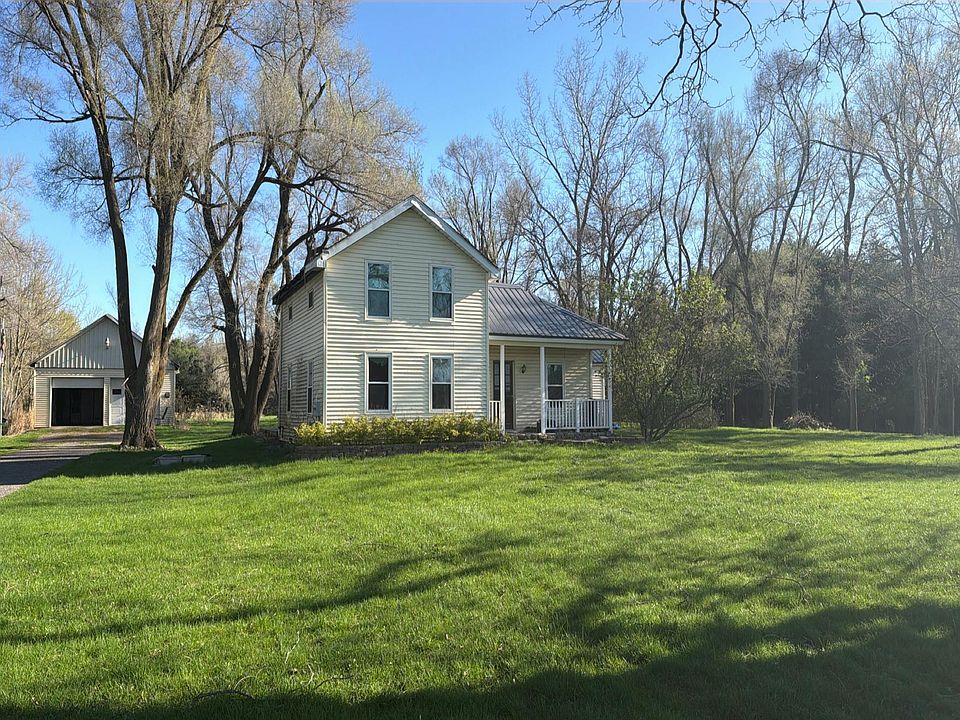 2nd image of 13882 Curtis Rd