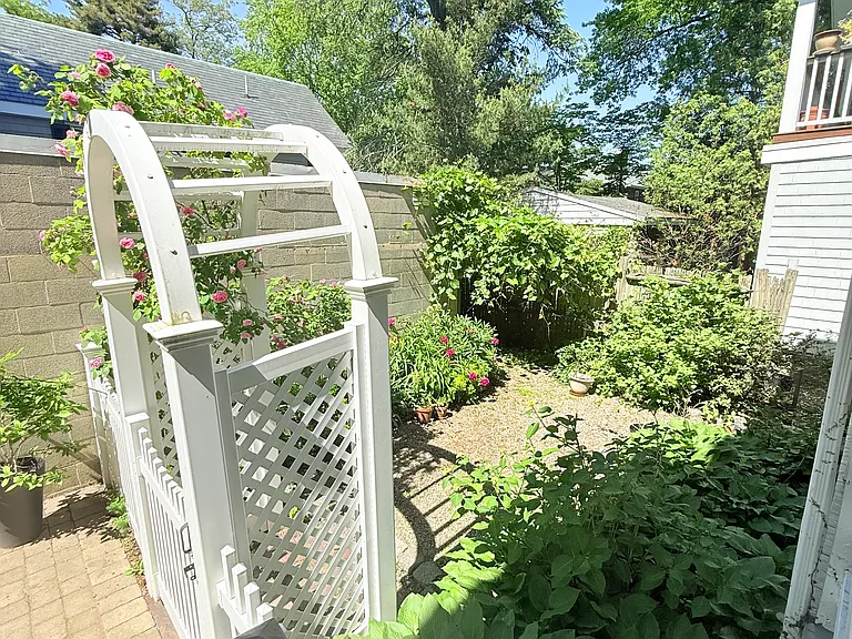 79 Kirkland St #1 — Photo 12