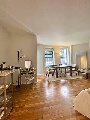 Rented by Oxford Property Group | media 17