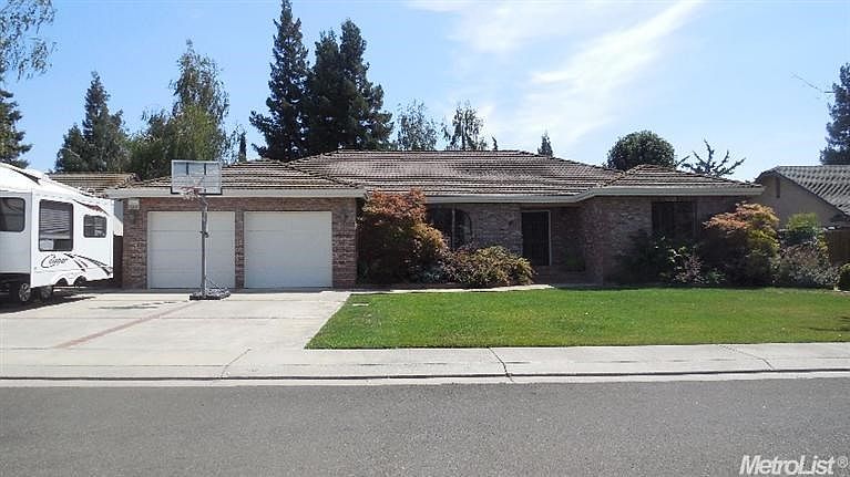 1st image of 14088 E Oak Point Dr