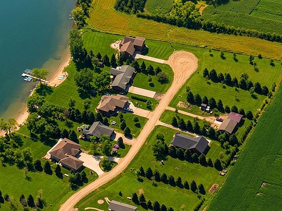 4th image of 17 Pheasant Dr
