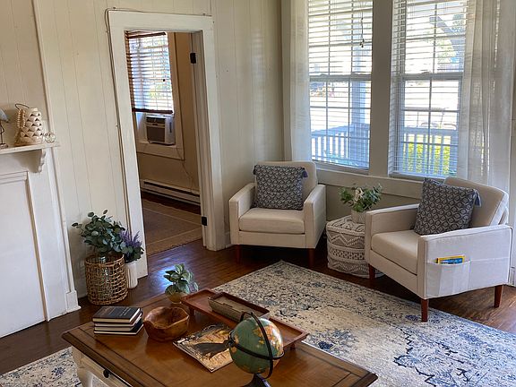 5th image of 4965 Hyde Ave