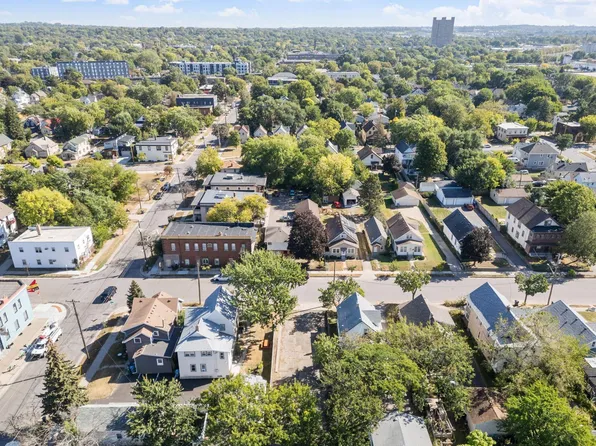 2110 4th St NE, Minneapolis, MN 55418