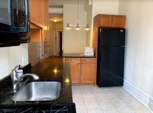 136 Dwight St #1, New Haven, CT 06511