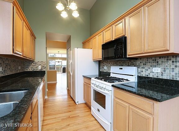 4th image of 3288 Cool Springs Ct