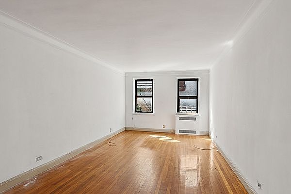 1st image of 29 W 65th St APT 3D