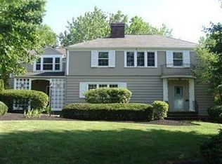 22150 S Woodland Rd, Shaker Heights, OH 44122