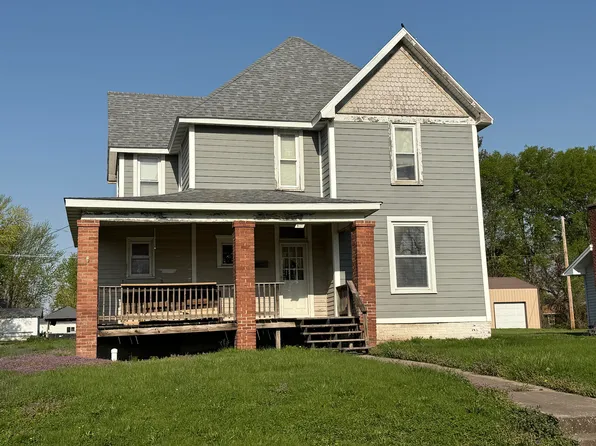 811 N Jefferson Ave, Marshall, MO 65340