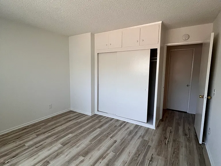 525 N Francisca Ave #1 — Photo 7