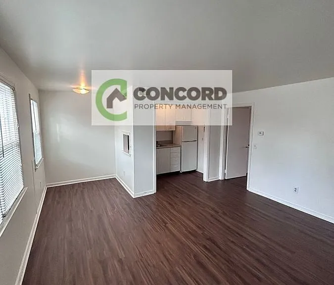 612 Fairmont St #A — Photo 4