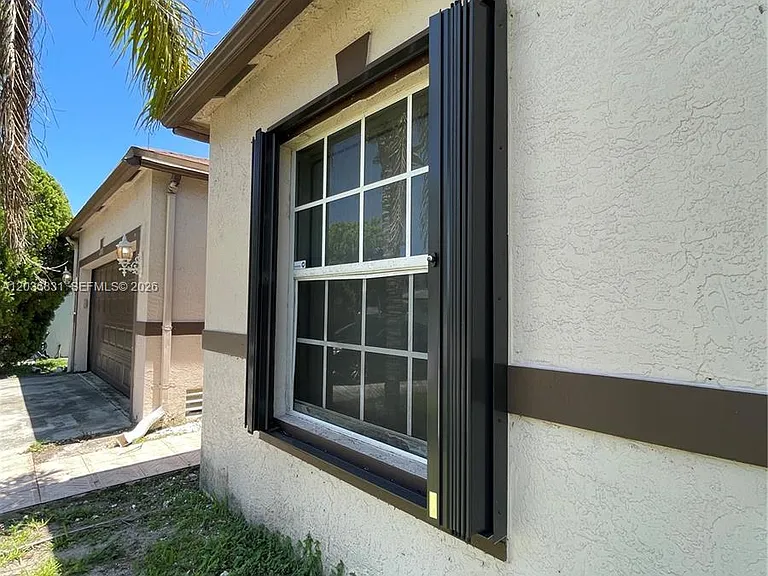 2988 NW 7th Ct — Photo 14
