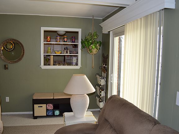4th image of 30855 Cooley Blvd