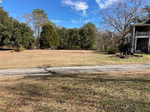 5th image of 6150 Broad St