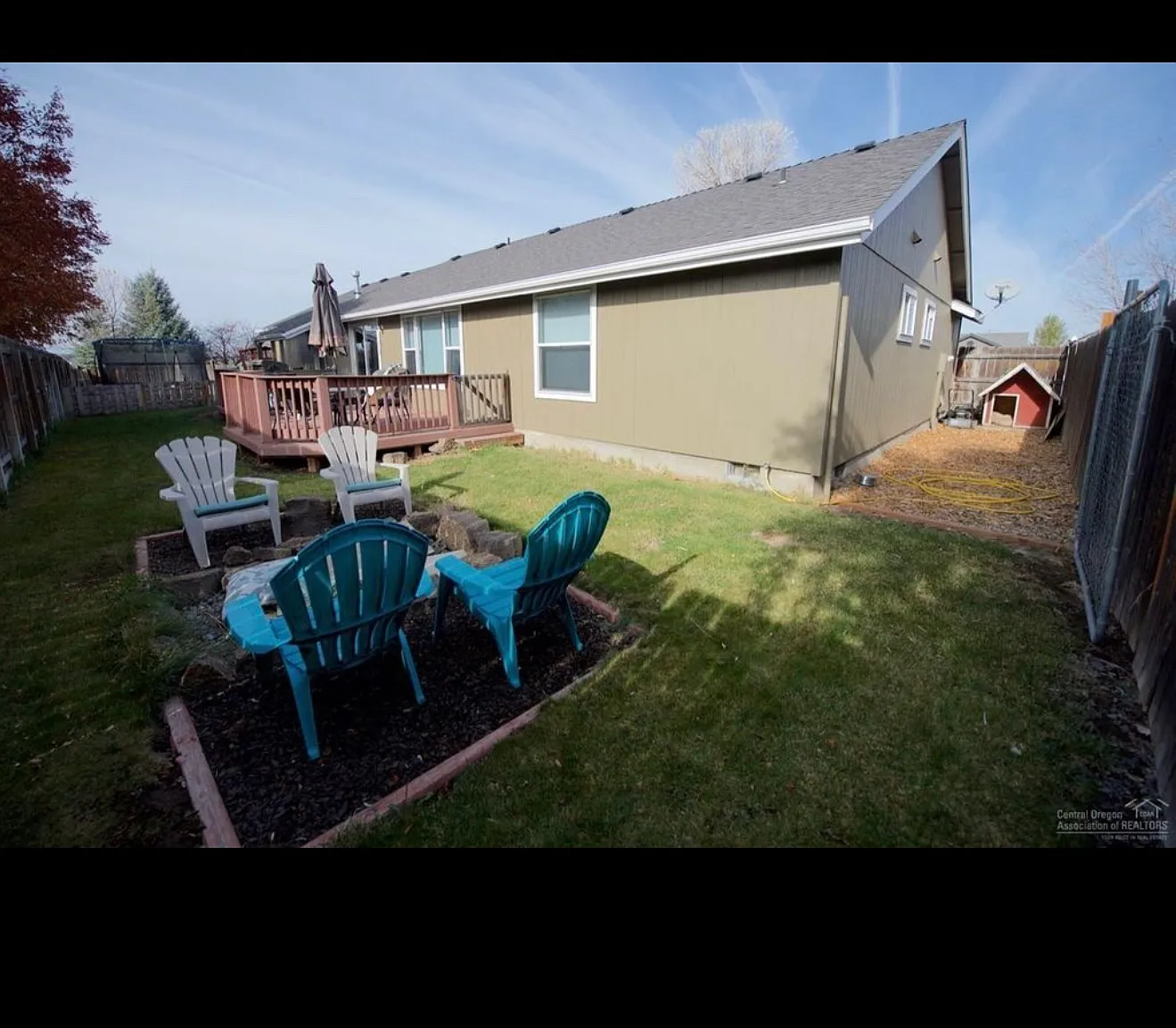 934 NW Negus Ln — Photo 4