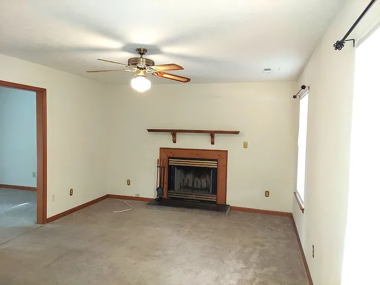1541 Paul Jack Dr — Photo 3