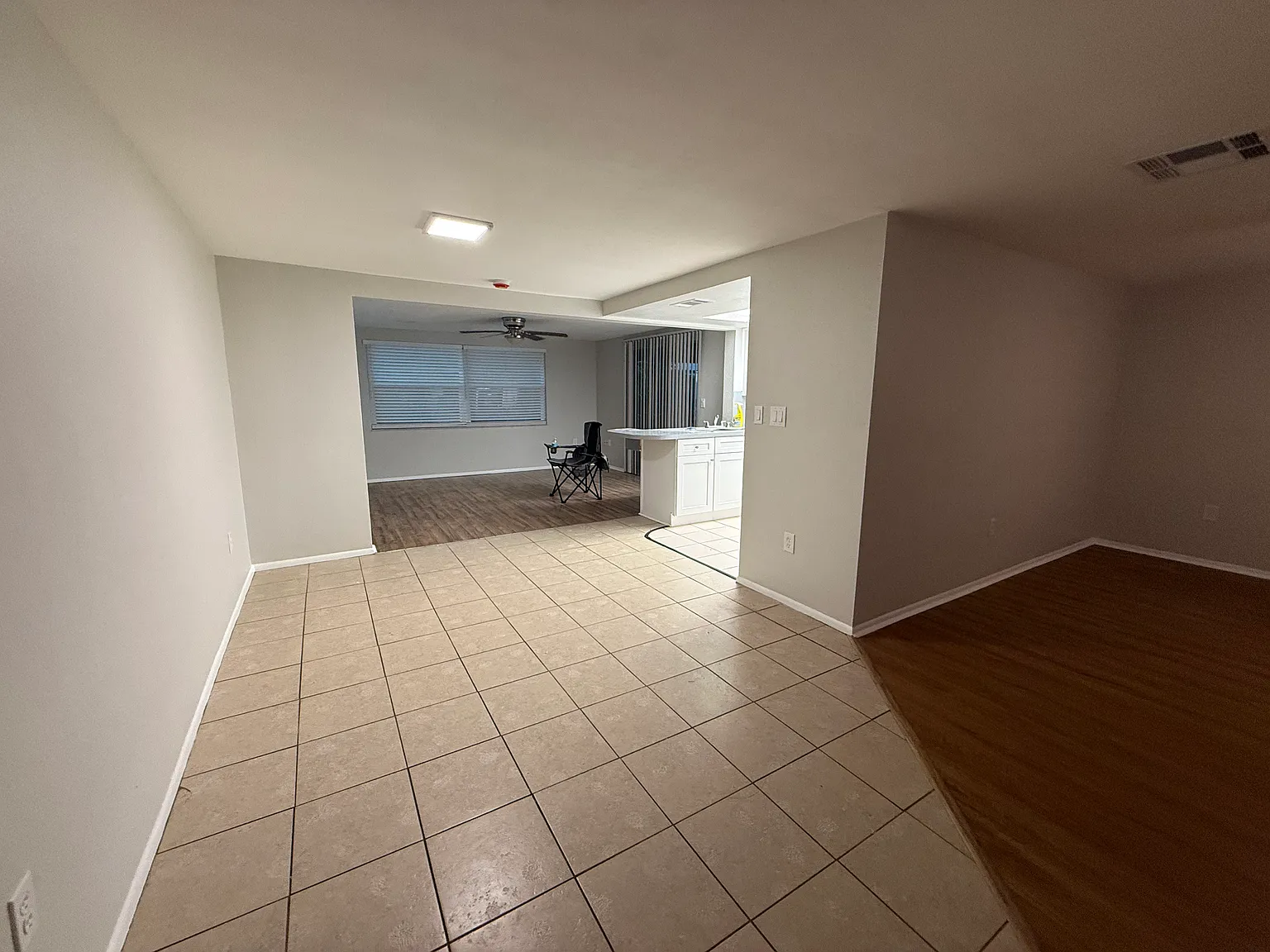 2 bed, 1276 sqft, $1,600 — Photo 3