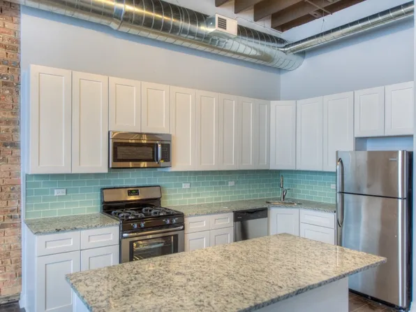 3847 N Lincoln Ave #3, Chicago, IL 60613