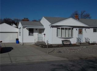 35 Berkley St, Cranston, RI 02910