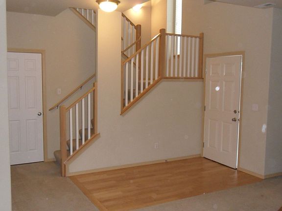 5th image of 18528 97th Ave E