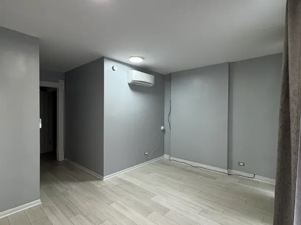 2307 S Leavitt St APT 1, Chicago, IL 60608
