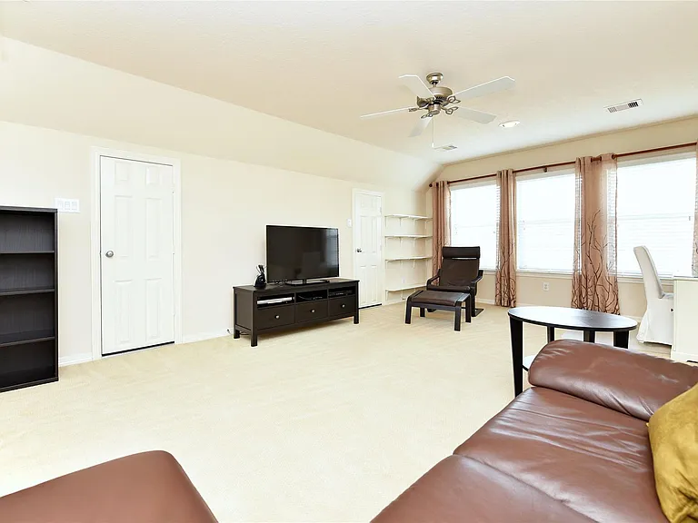 1226 Sopris Dr — Photo 25