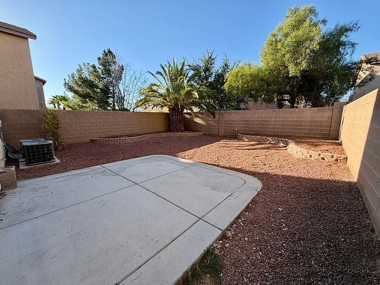 9109 White Eyes Ave — Photo 20