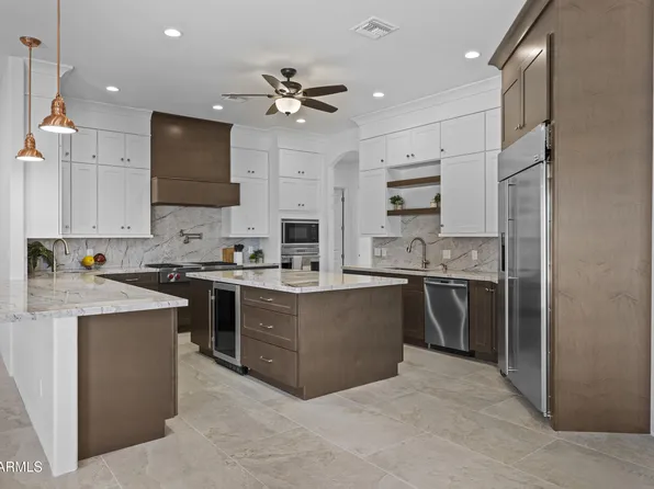 2617 W DESERT HILLS Drive, Phoenix, AZ 85086