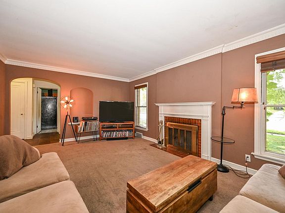5th image of 2202 Lefeber AVENUE