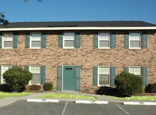 Chestnut Arms Apartments, Newport News, VA 23605