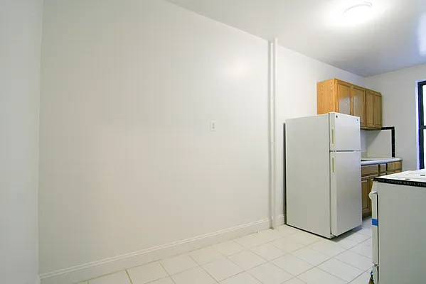 Rented by Horowitz Real Estate | media 6