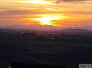 5860 N Enos Dr, Idaho Falls, ID 83401