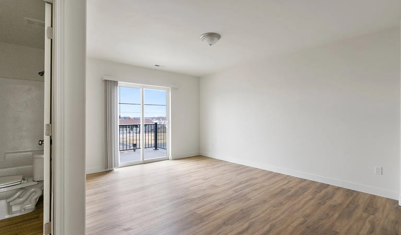 2617 West Marina Drive, Unit 2 — Photo 3