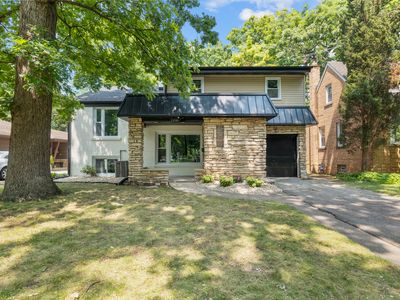 2200 W Crescent Ave, Park Ridge, IL, 60068