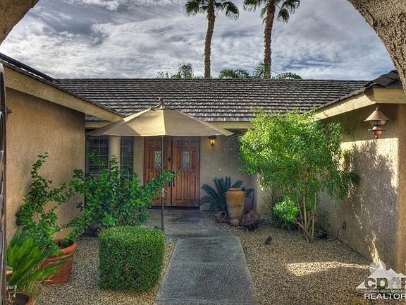 2nd image of 75211 La Sierra Dr