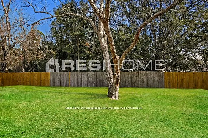 10775 Pinholster Rd — Photo 11