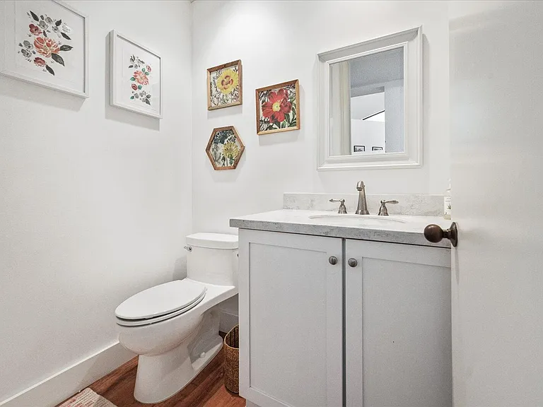 2585 Sheltingham Dr — Photo 26
