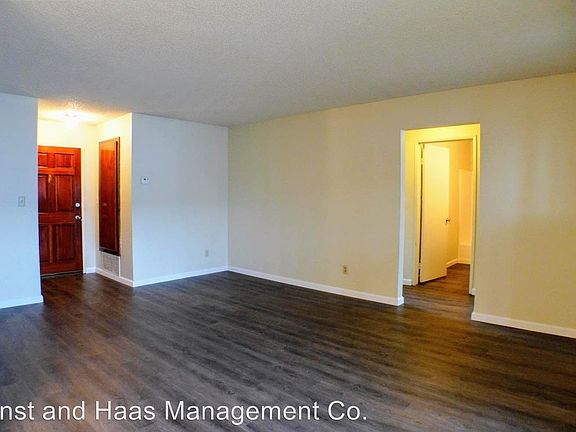 4th image of 8631 Rose St APT 201