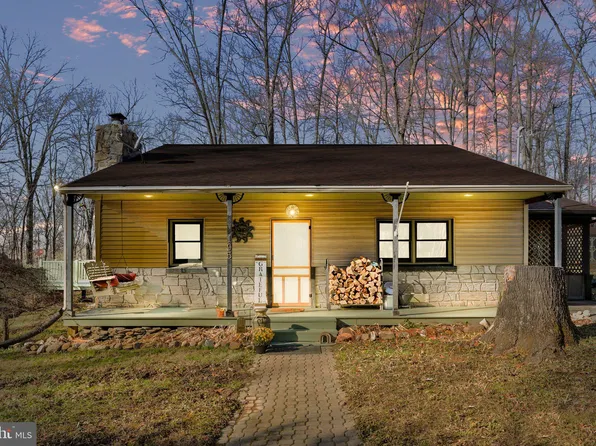 195 Wild Rose Ln, Harpers Ferry, WV 25425