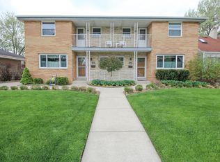 3653 S 90th St, Milwaukee, WI 53228