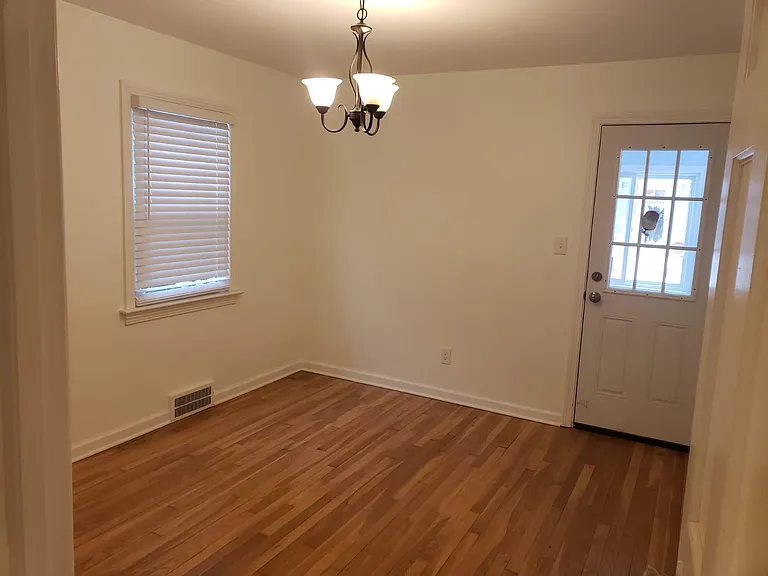 2383 Ashurst Rd — Photo 8