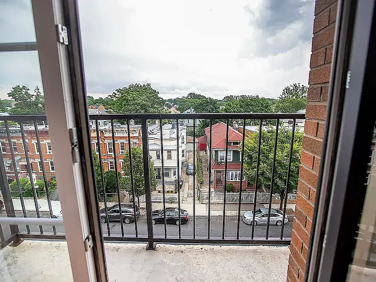 1270 New York Ave #604 — Photo 9