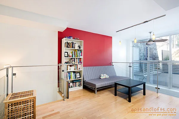 Rented by aptsandlofts.com | media 21