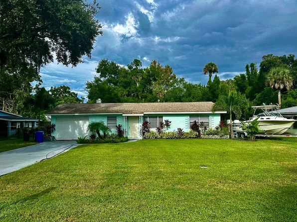 637 Ball St, New Smyrna Beach, FL 32168