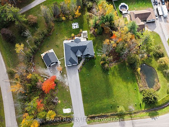 2nd image of 2073 Hawley Rd