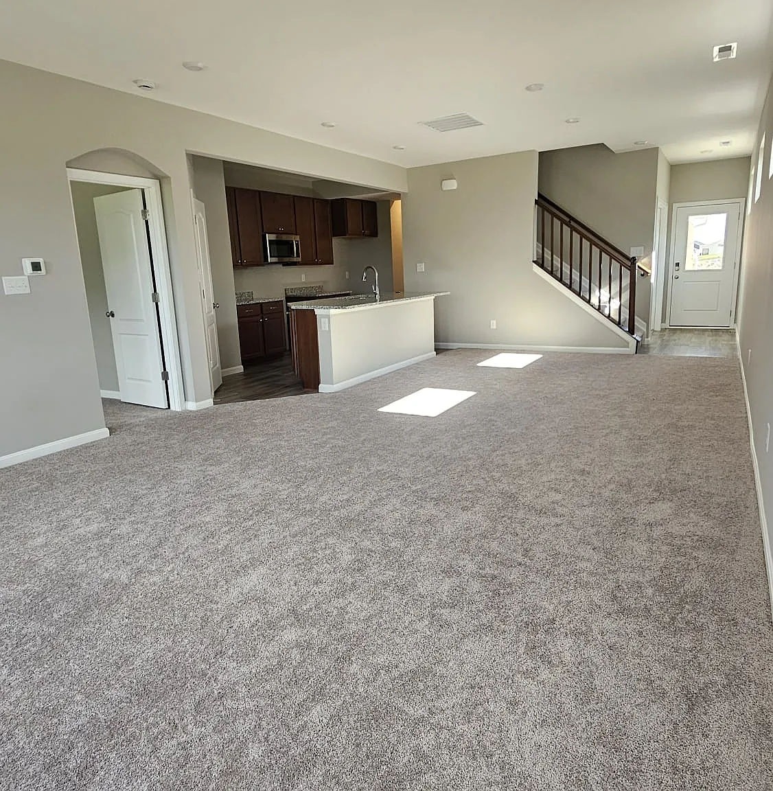 3 bed, 2171 sqft, $2,500 — Photo 4
