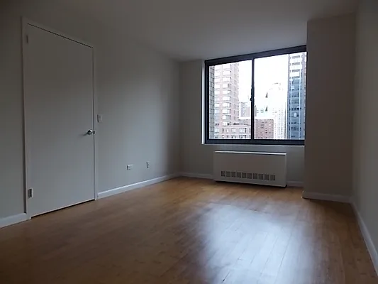 Rented by Stonehenge NYC LLC | media 3