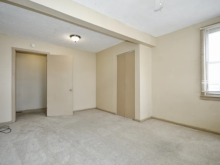 54 S 19th St #1 — Photo 24